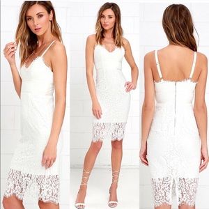 White lace Lulu’s dress, never worn!